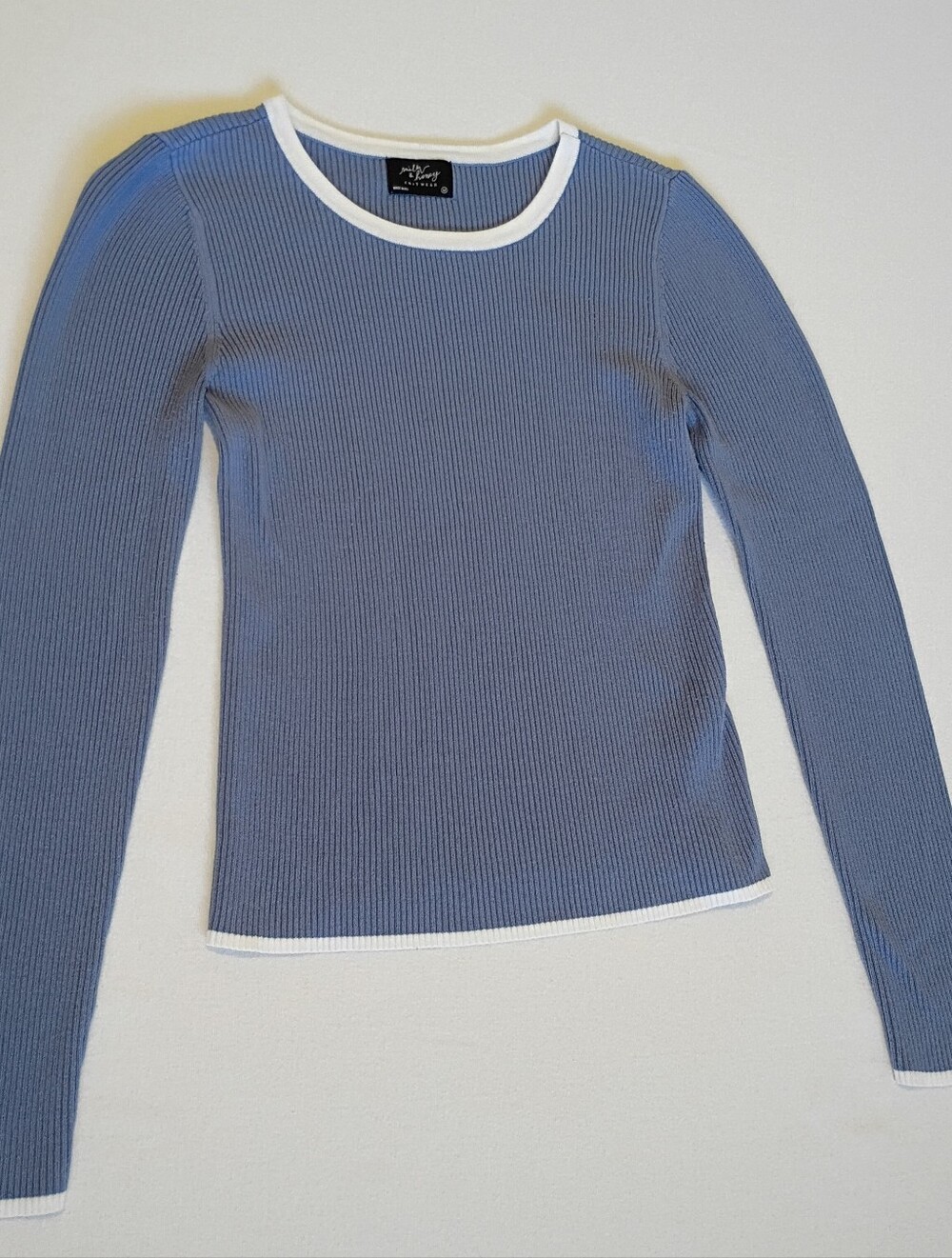 Milk & Honey Ribbed Scoop Neck Stretchy Sweater in Blue with White Trim Sz M